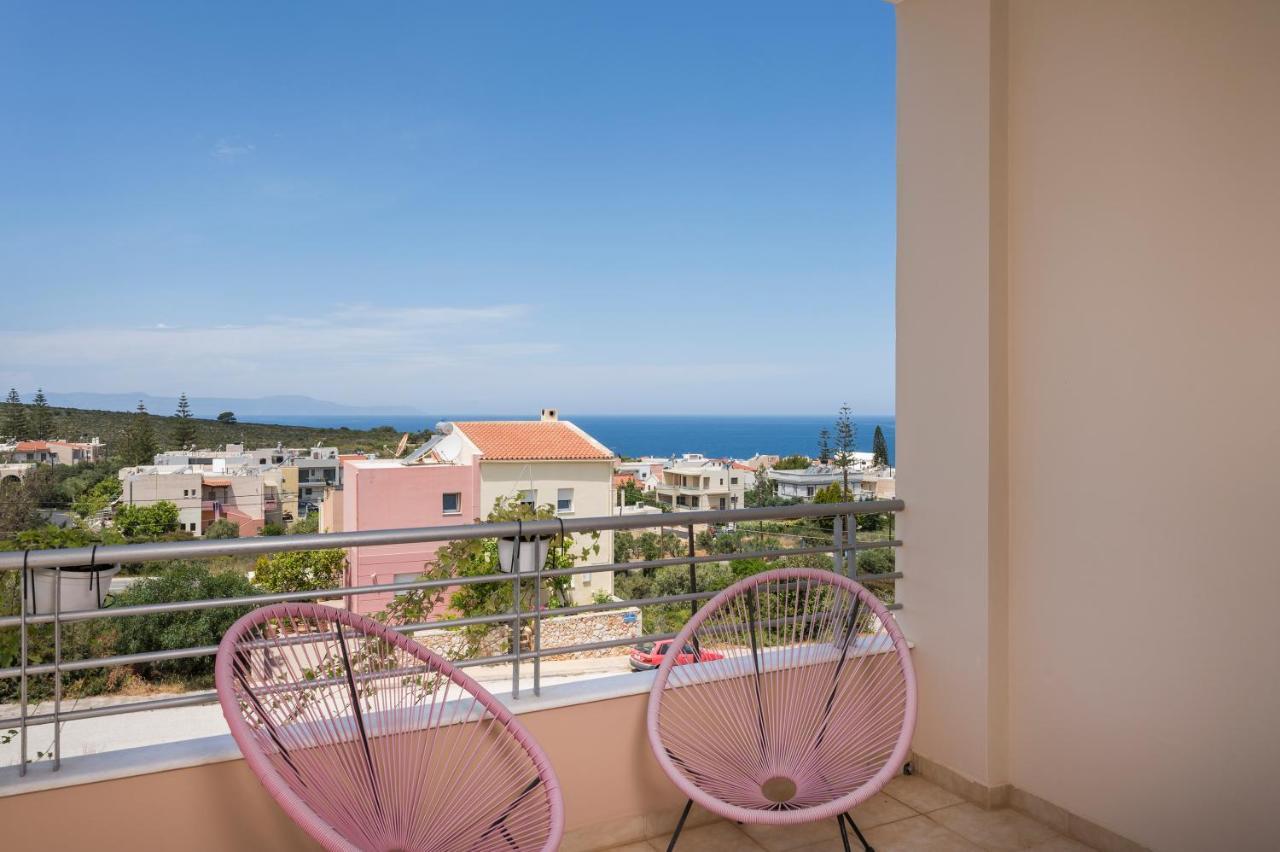 קאלאתאס Fantasea Unique Resort מראה חיצוני תמונה